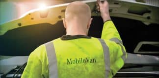Mercedes Vans upping its health and safety game Mercedes-Benz MobiloVan technician